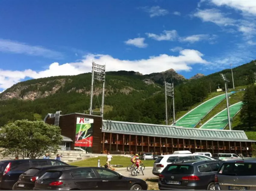 酒店 Ski Jumping Pragelato