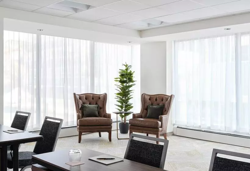 ホテル The Metcalfe By Gray Collection