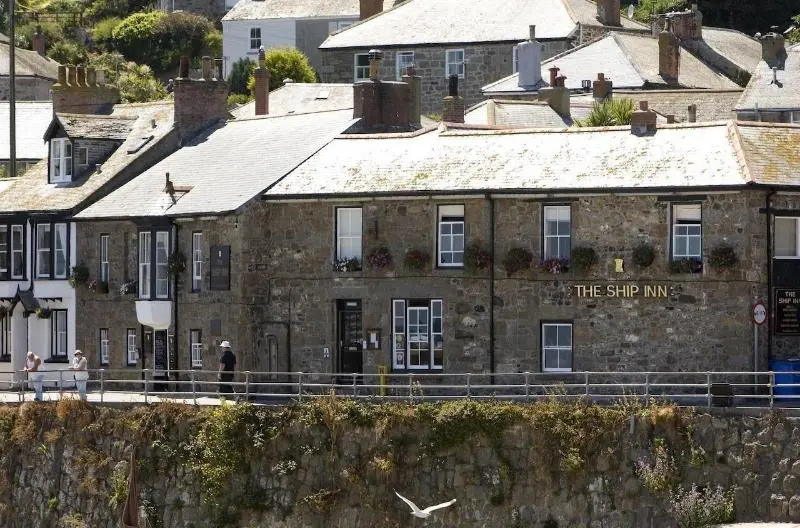 Hotel The Ship Inn