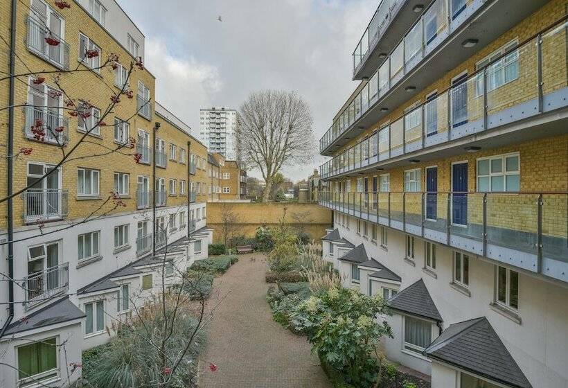 Marlin Apartments Commercial Road Limehouse