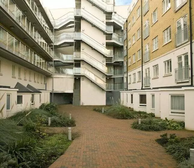 Marlin Apartments Commercial Road   Limehouse