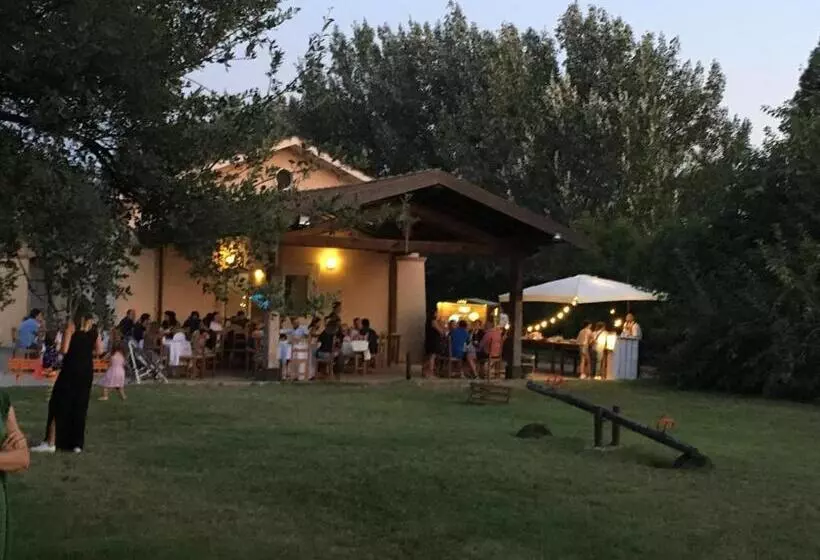ホテル Agriturismo L Ovile