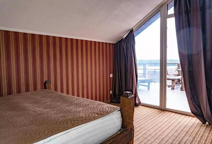 هتل Kodatskiy Kosh