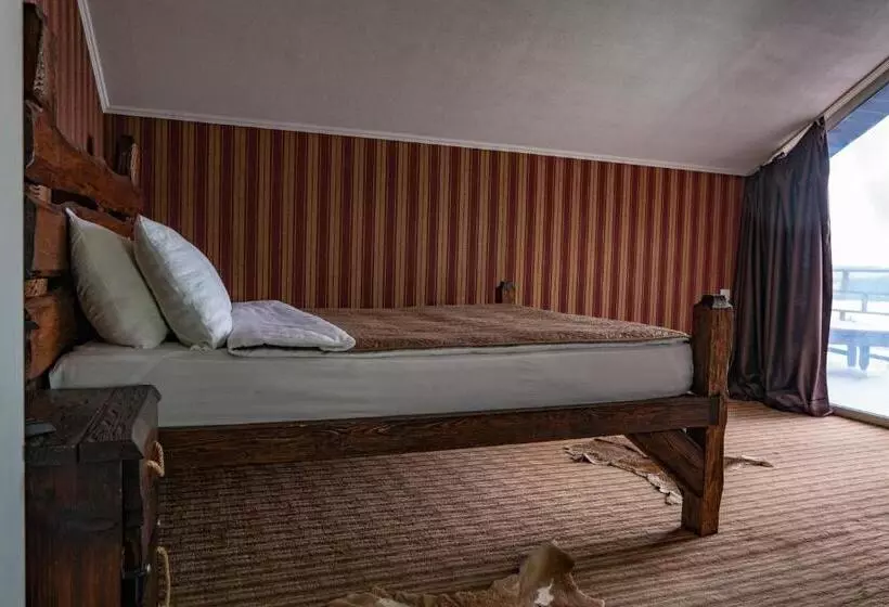 هتل Kodatskiy Kosh