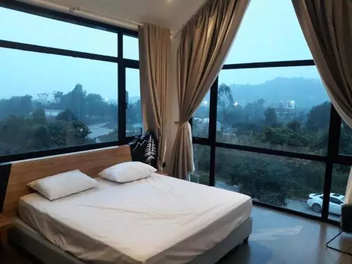 هتل Krystal Tam đảo