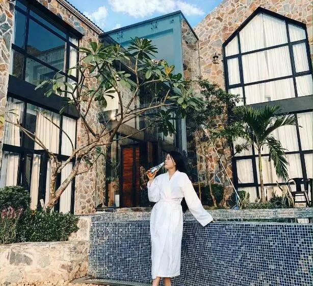 هتل Krystal Tam đảo