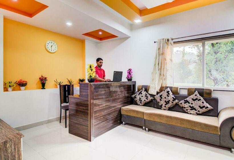 ホテル Flagship 23505 S Ramada Village