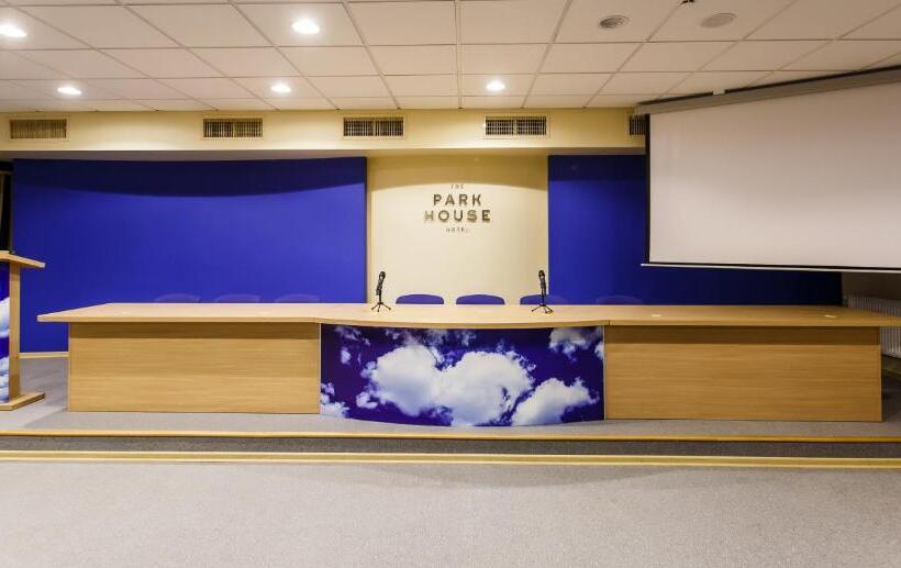 ホテル Park House