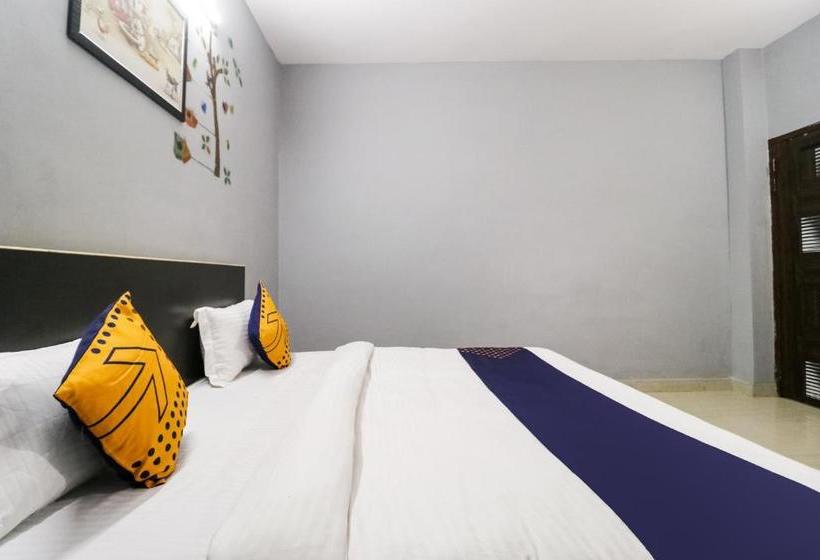 호텔 Spot On Sunrise Guest House Near Leisure Valley Park