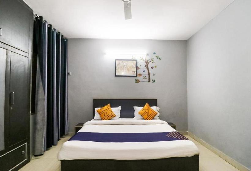 호텔 Spot On Sunrise Guest House Near Leisure Valley Park