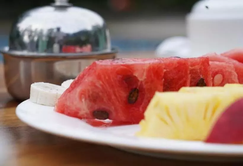 Hotel Whispering Waters