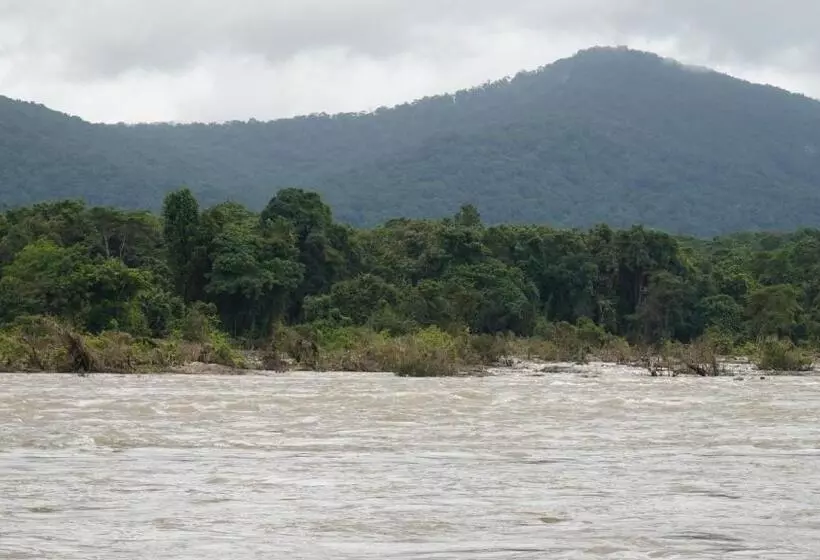 Hotel Whispering Waters