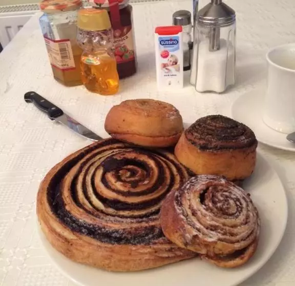 ペンション Karám Vendégház és Lakásétterem