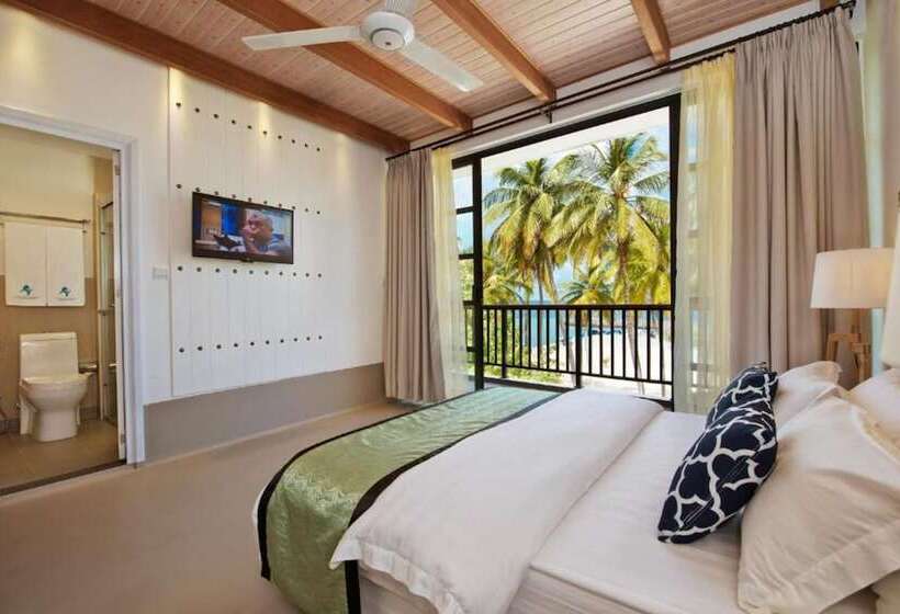 پانسیون Crystal Sands