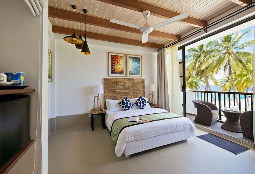 پانسیون Crystal Sands