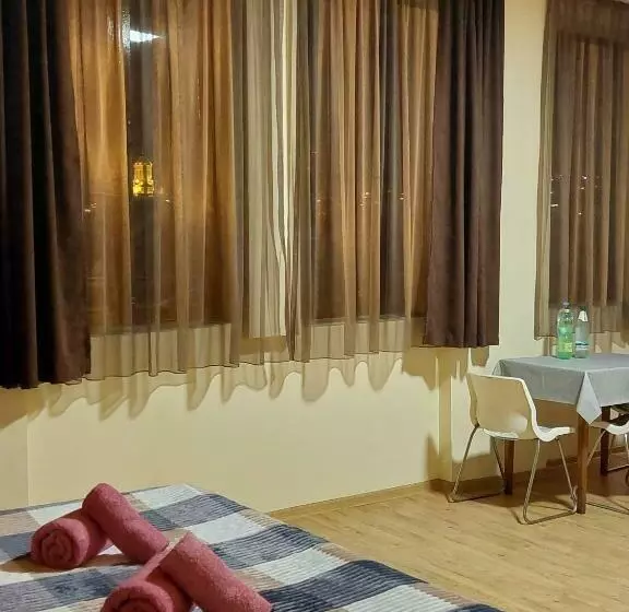 پانسیون Guest House Gege