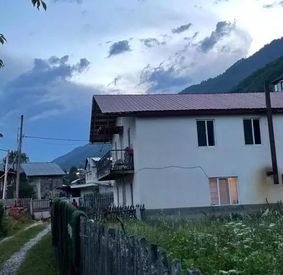 پانسیون House Mon Amie