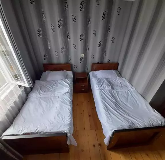 پانسیون House Mon Amie