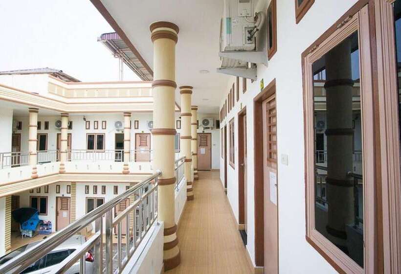 Pensjonat Reddoorz @ Pematangsiantar 2