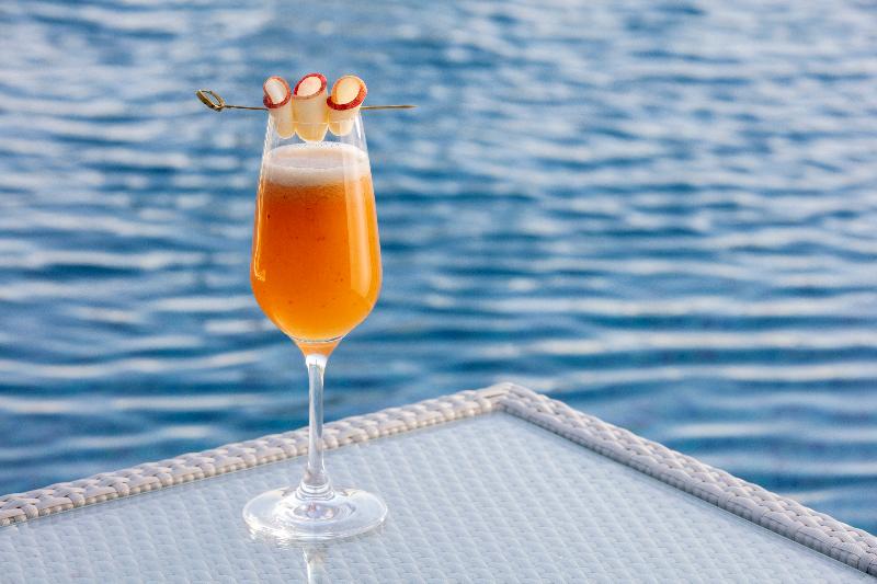 Avani Plus Palm View Dubai Hotel & Suites