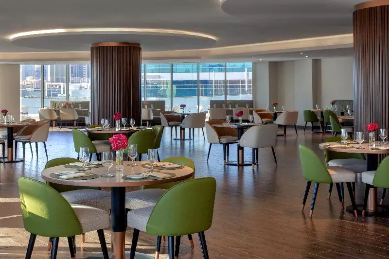 Avani Plus Palm View Dubai Hotel & Suites