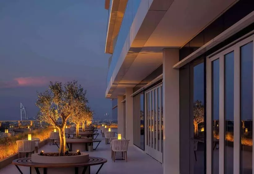 Avani Plus Palm View Dubai Hotel & Suites