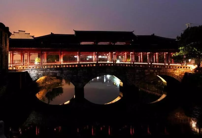 Country Garden Phoenix Hotel Xianning