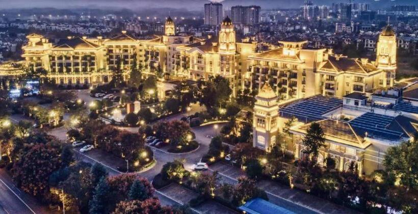 Country Garden Phoenix Hotel Xianning