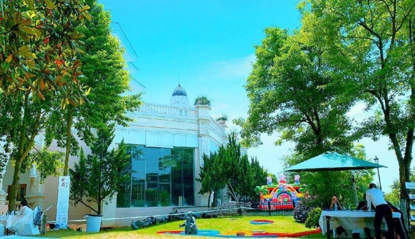 Country Garden Phoenix Hotel Xianning