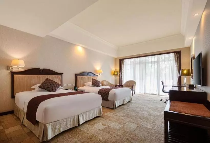 Country Garden Phoenix Hotel Xianning