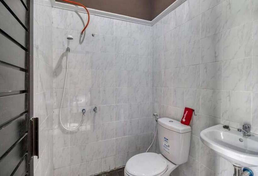 בית מלון כפרי Reddoorz Near Babarsari 2