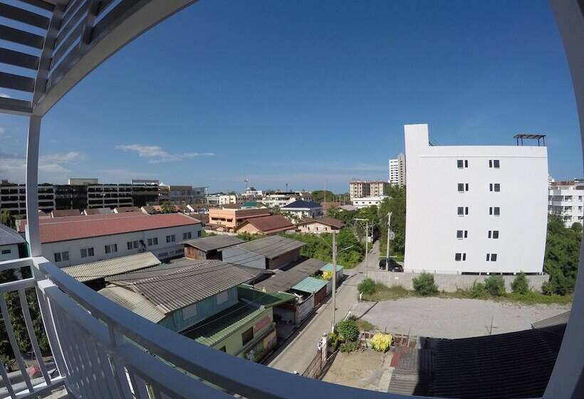 Hotel Baan Yokmhanee