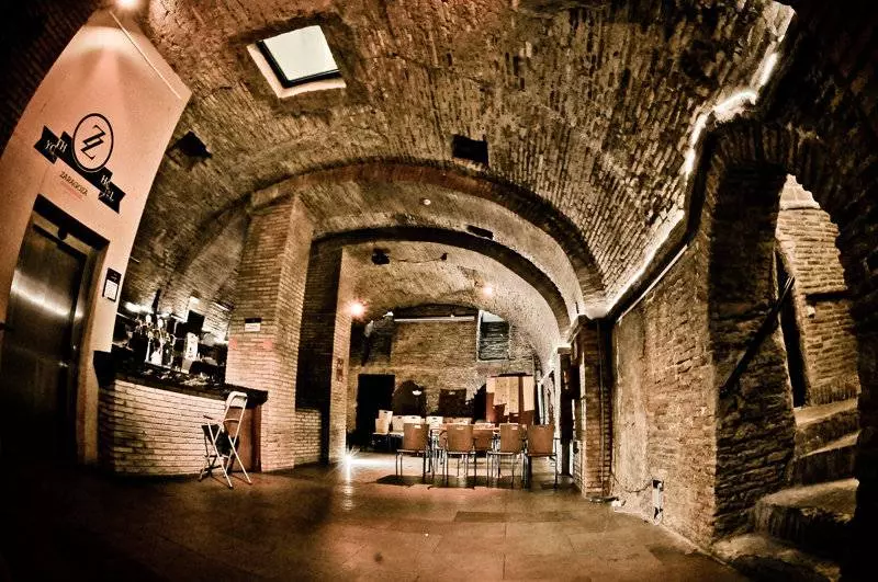 Albergue Zaragoza Hostel