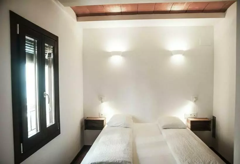 Barcelona Beach Apartments