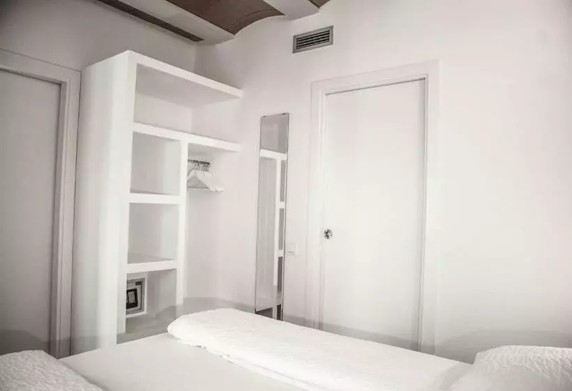 Barcelona Beach Apartments