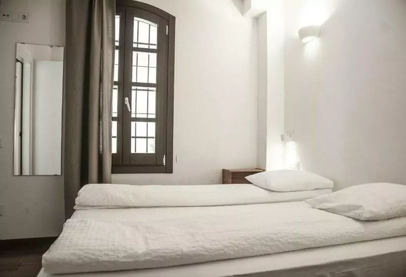 Barcelona Beach Apartments