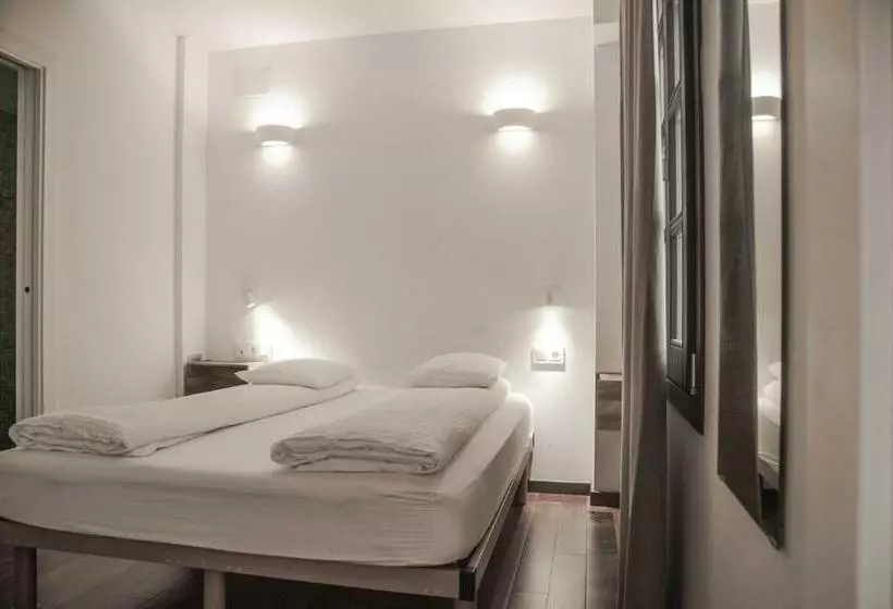 Barcelona Beach Apartments
