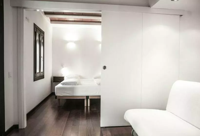 Barcelona Beach Apartments