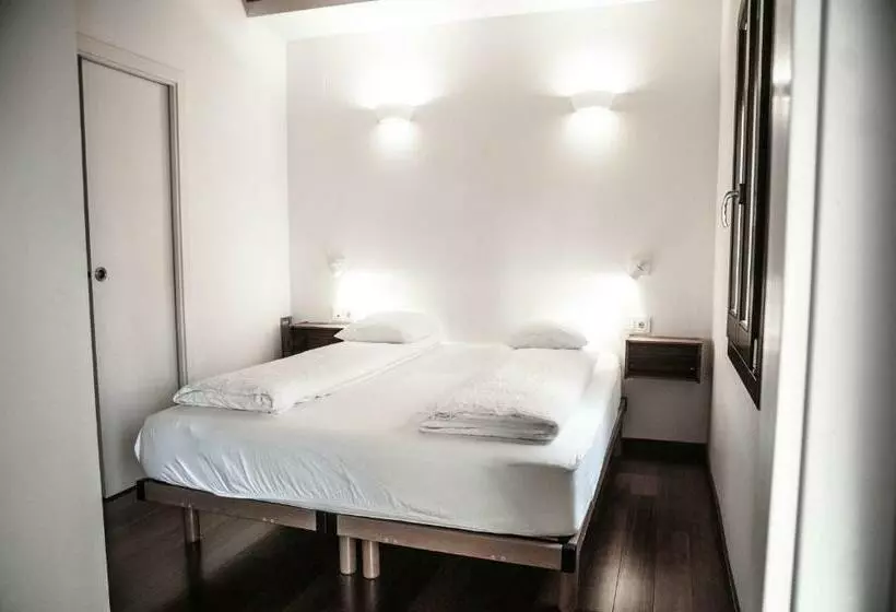 Barcelona Beach Apartments
