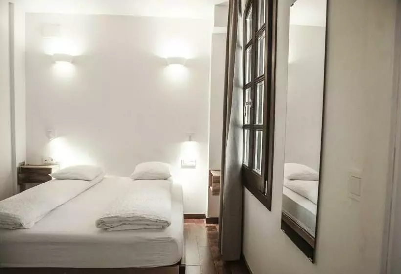 Barcelona Beach Apartments