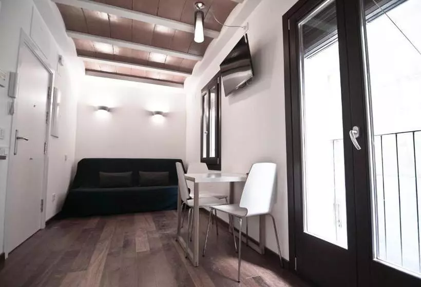 Barcelona Beach Apartments
