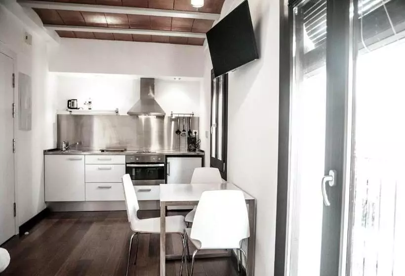 Barcelona Beach Apartments