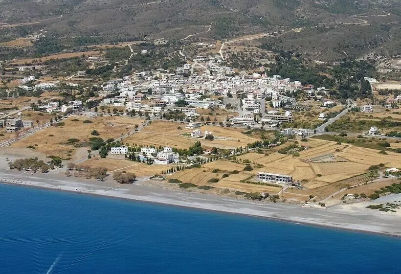 酒店 Ampelia Seaside Resort By Estia