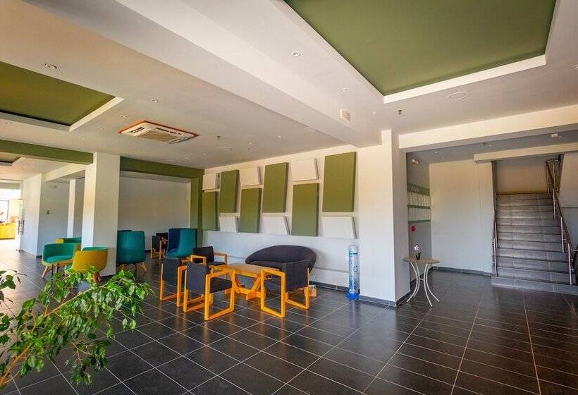 בית מלון כפרי Ampelia Seaside Resort By Estia