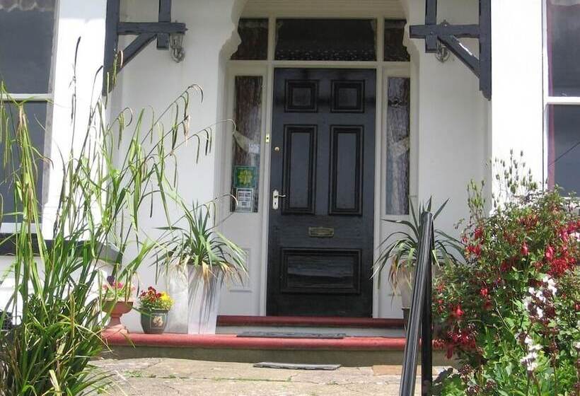 Hotel Bryn Derwen Guest House