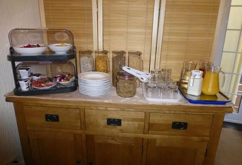 Hotel Bryn Derwen Guest House