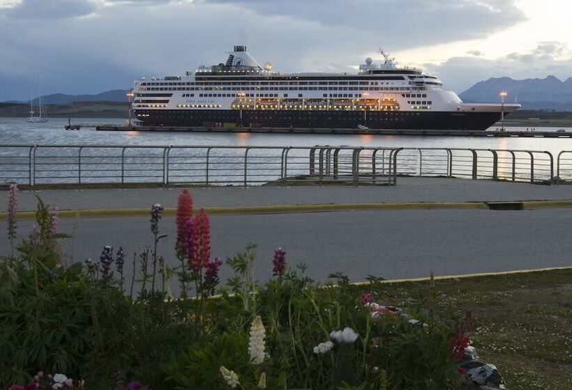 فندق Cilene Del Faro Suites & Spa