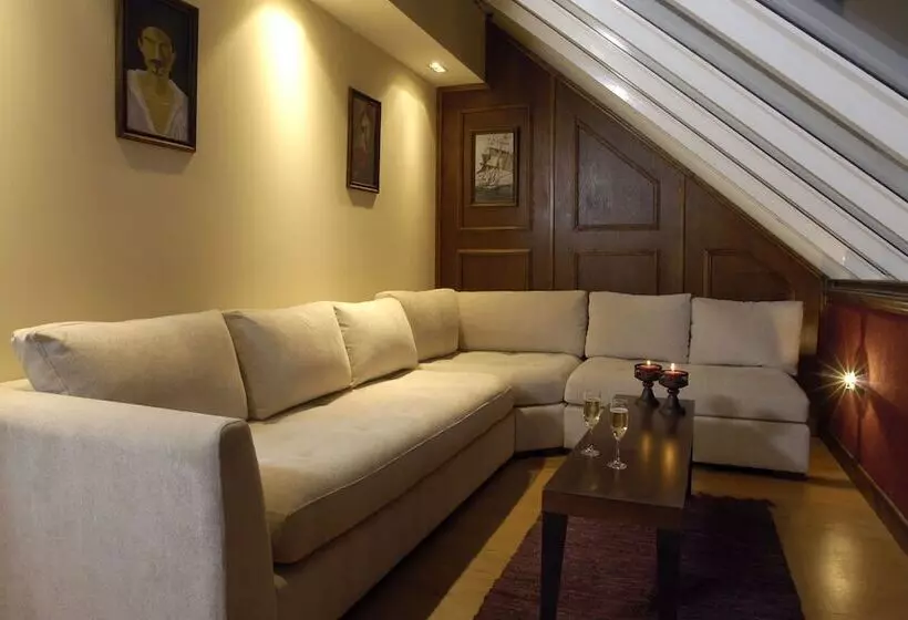 ホテル Cilene Del Faro Suites & Spa