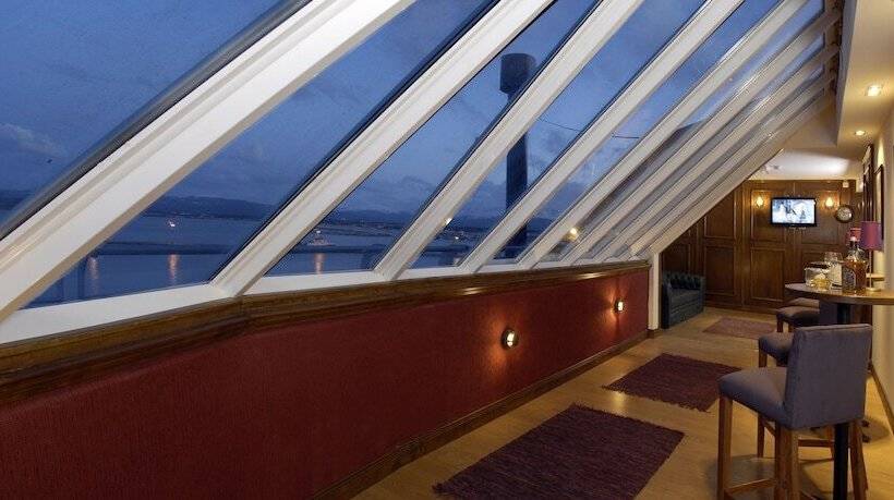 فندق Cilene Del Faro Suites & Spa