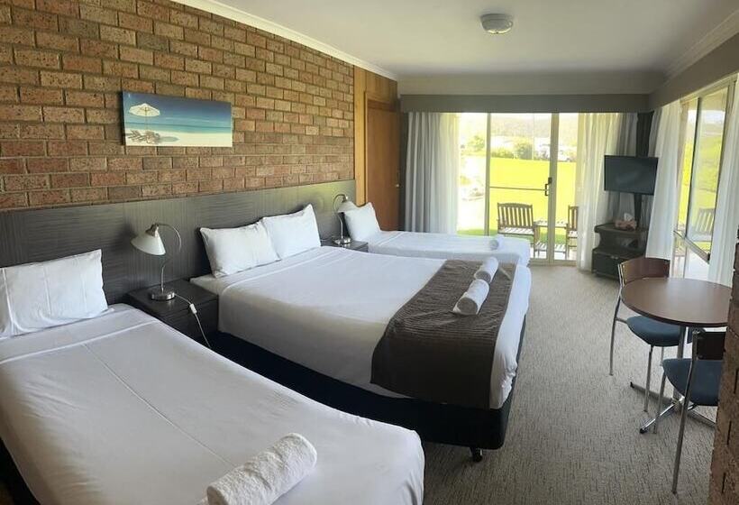 Merimbula Sapphire Motel